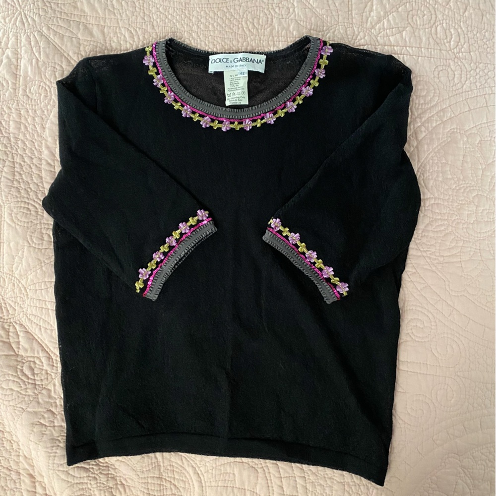 Dolce & Gabbana sz 42 like new top sheer
